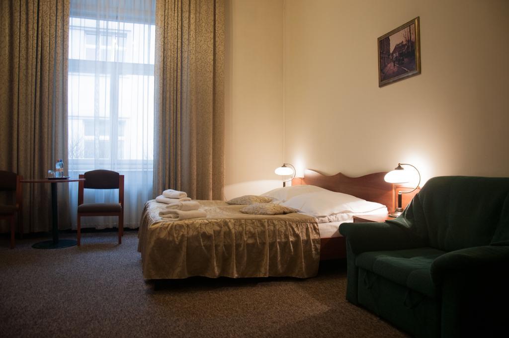 Hotel Fortuna Cracovia Esterno foto